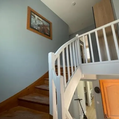 Дом отдыха Charmante Maison Renovee En Plein Centre